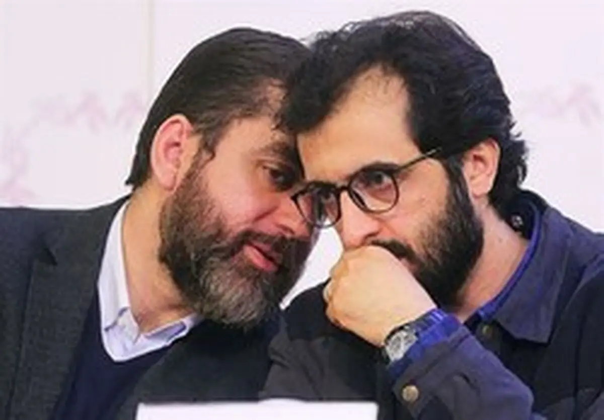 سلفی آقای کارگردان در اولین اکران فیلم پربازیگرش/عکس