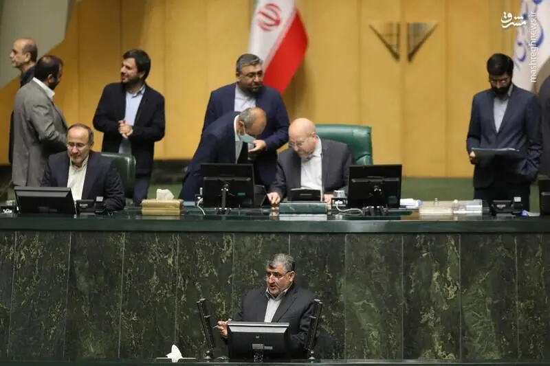 جلسه علنی مجلس در یکشنبه ۲۰ فروردین۱۴۰۲/گزارش تصویری