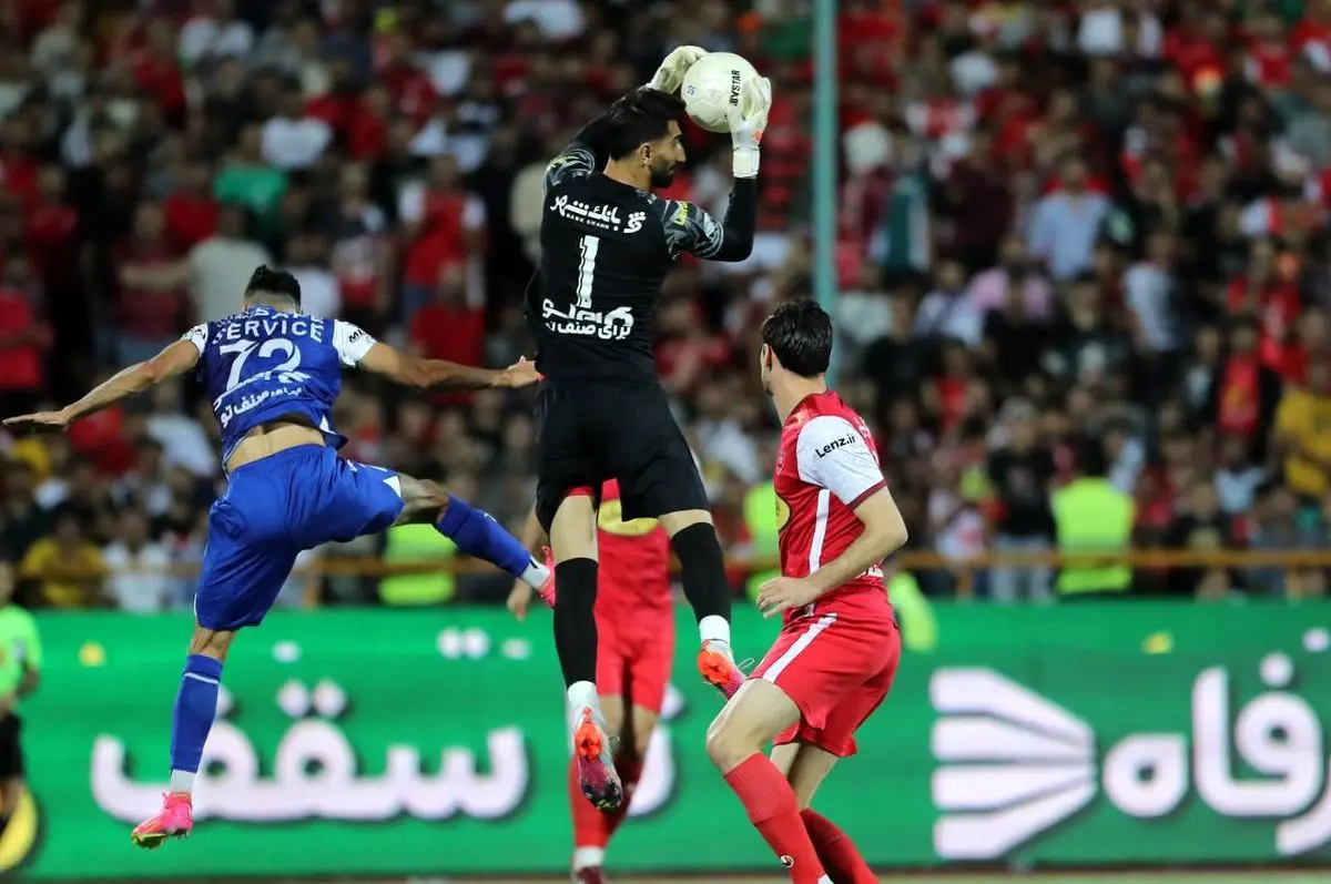 زمان بازی استقلال - پرسپولیس تغییر می کند؟