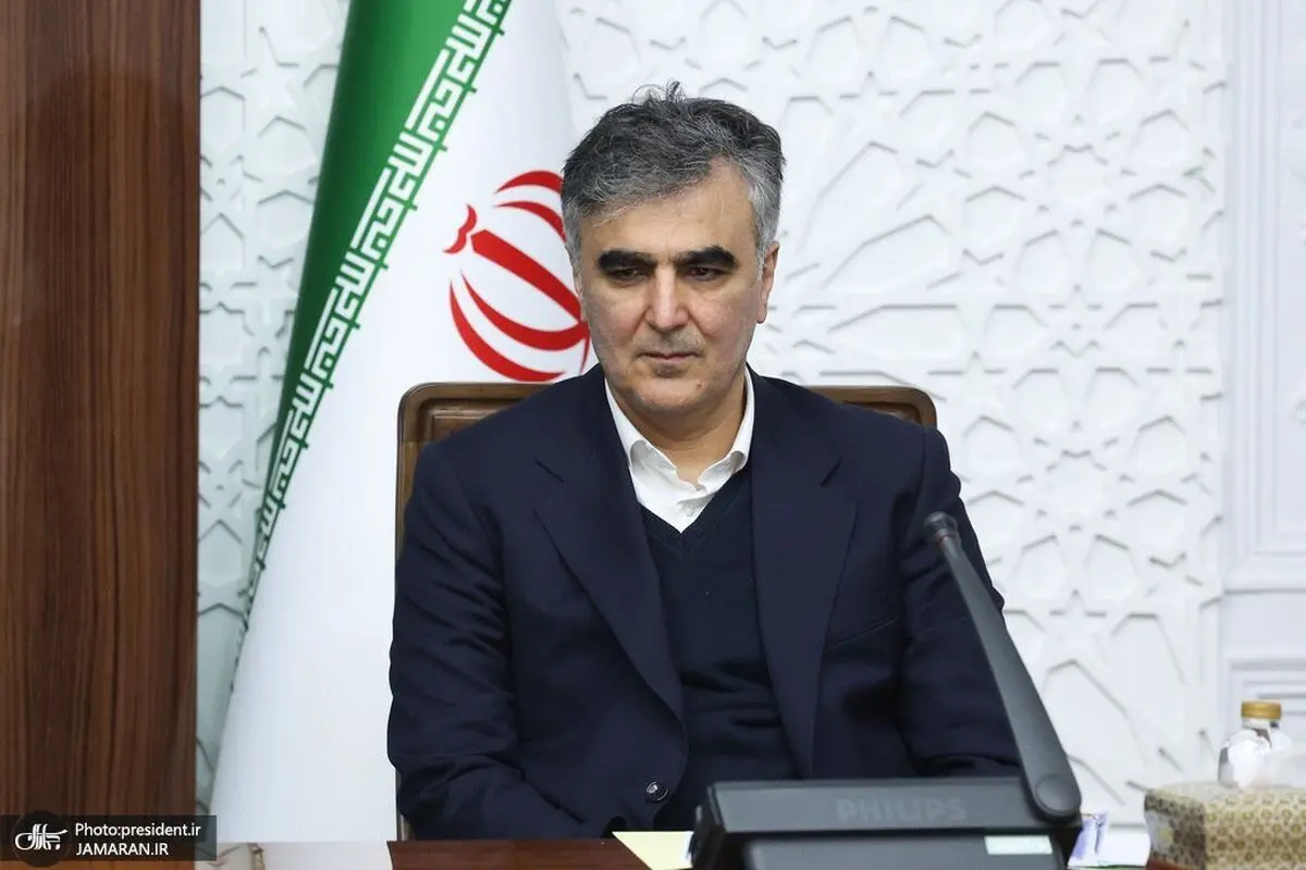 آخرین تصویر از فرزین در جایگاه رییس کلی بانک مرکزی