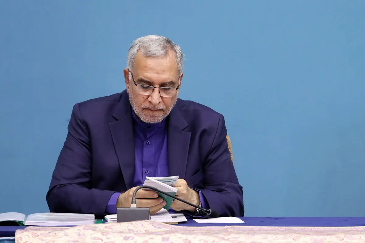 خبر خوش برای کارکنان نظام سلامت: تصویب قانون تعرفهگذاری خدمات پرستاری و فوقالعاده خاص کارکنان