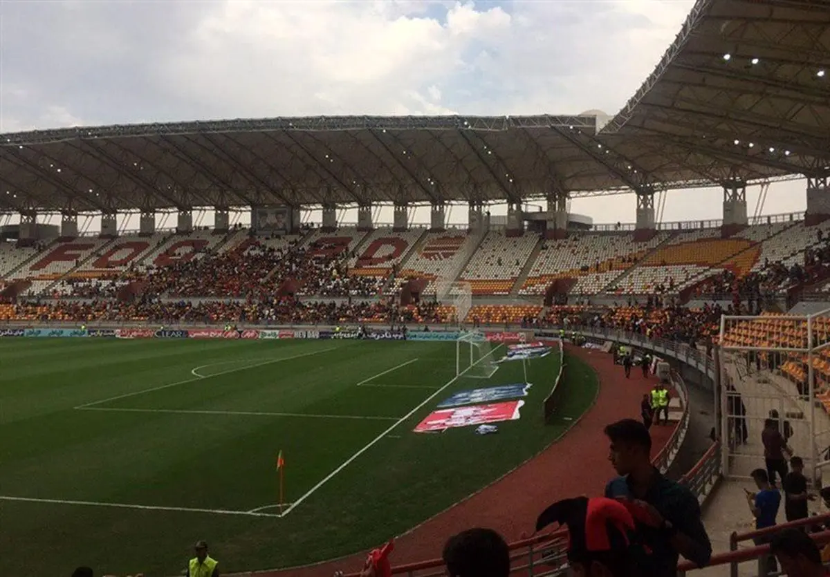حاشیه ساز بازی فولاد - پرسپولیس از حضور در تمرینات منع شد!