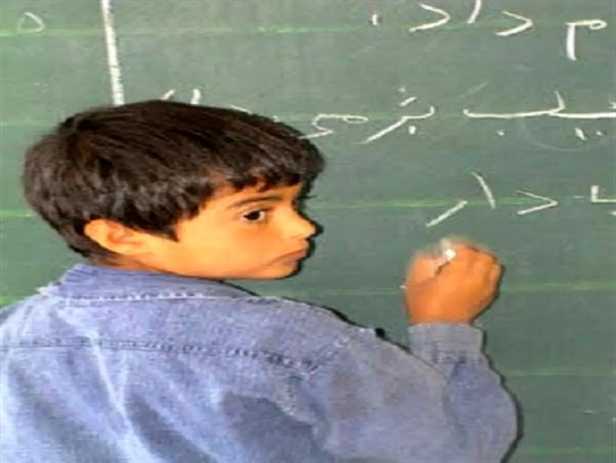 باج گیری از دانش آموزان در یکی از مدارس دخترانه سی سخت