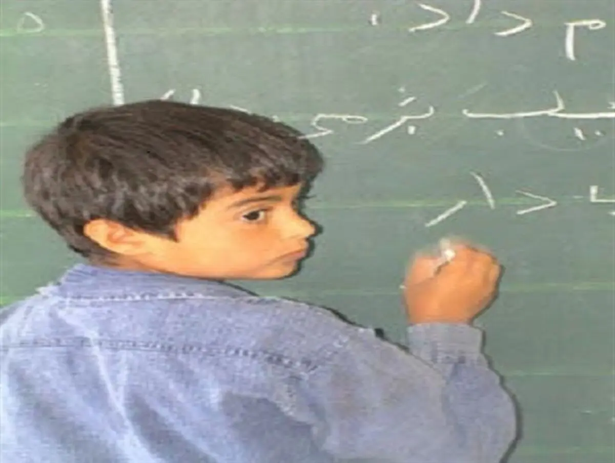 باج گیری از دانش آموزان در یکی از مدارس دخترانه سی سخت
