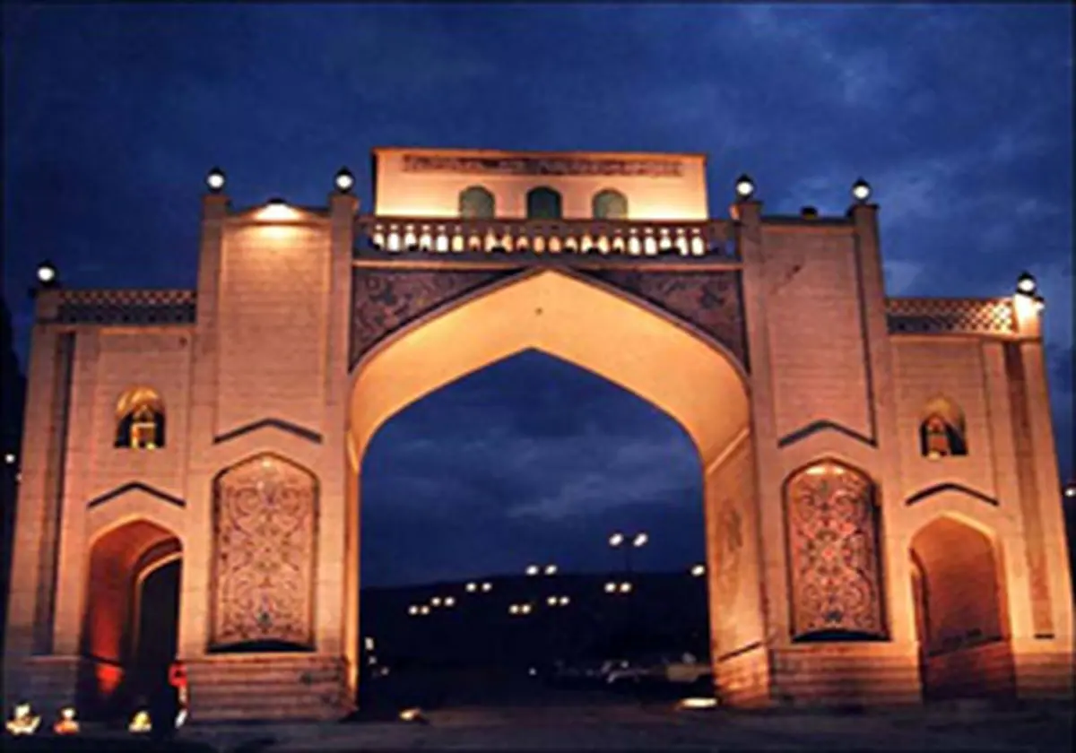 سرقت کاشیهای دروازه قرآن شایعه یا واقعیت