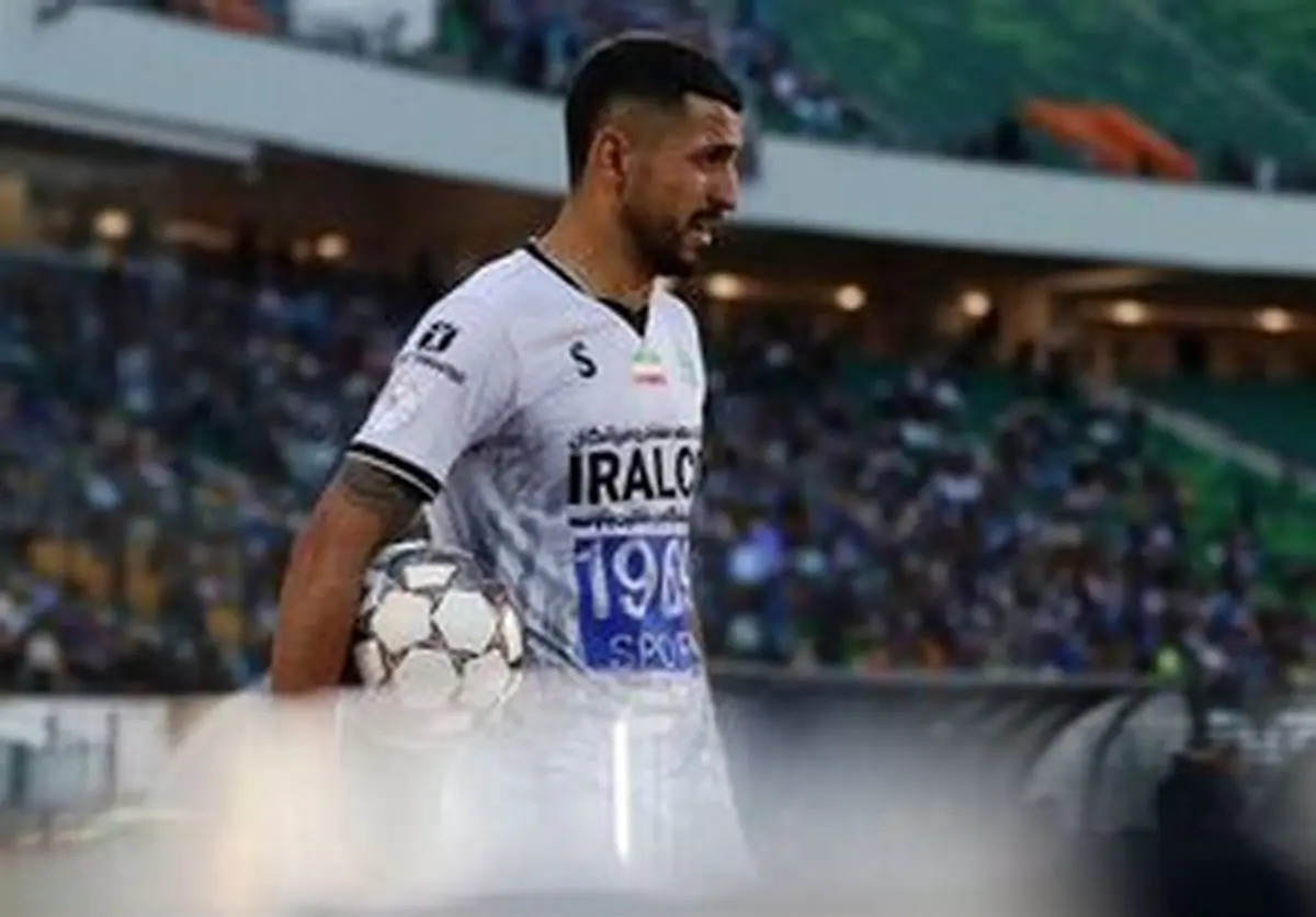هنوز با پرسپولیس قرارداد امضا نکرده‌ام