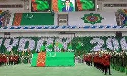 کارمندان ترکمنستان به صورت اجباری در مراسمات ملی حضور می یابند