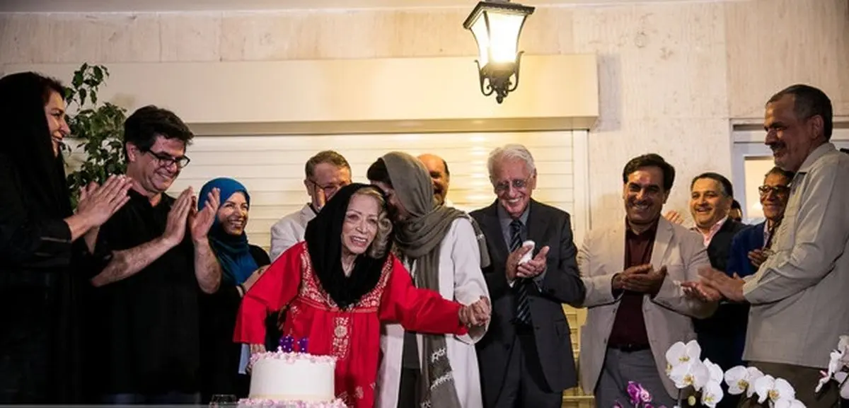 آرزوی هنرمند پیشکسوت در جشن تولد ۸۱ سالگیاش