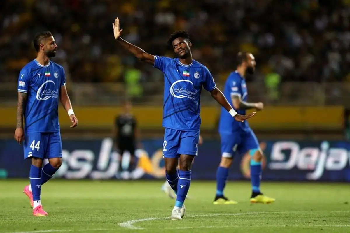 بازیکن پرحاشیه استقلال آماده بازگشت!