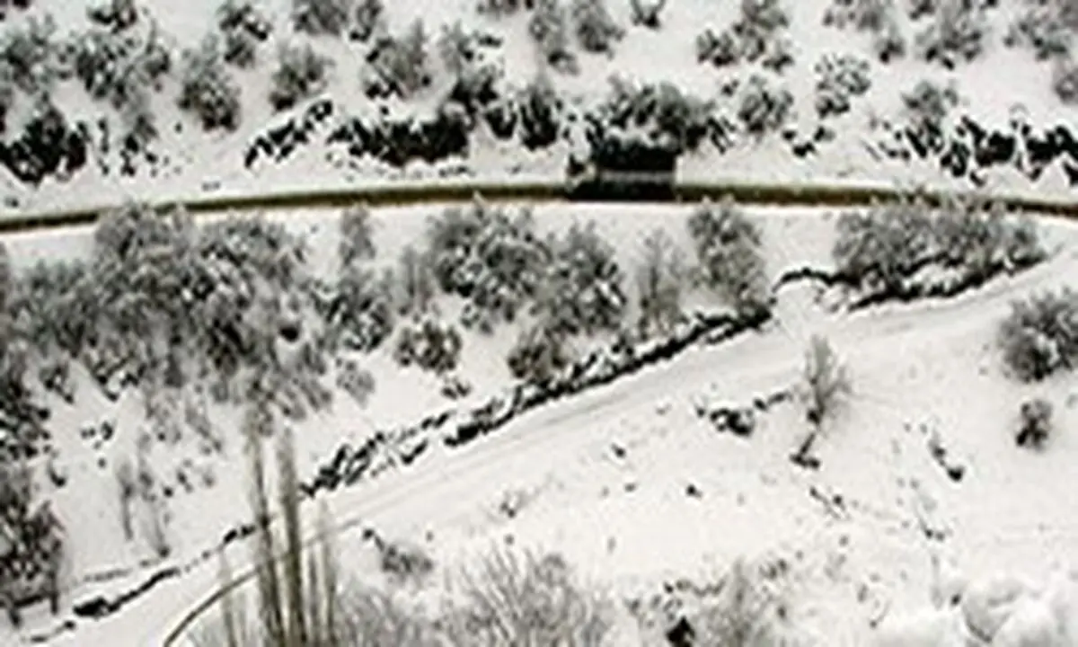 تعطیلی برخی مدارس کشور به دلیل برف و سرما