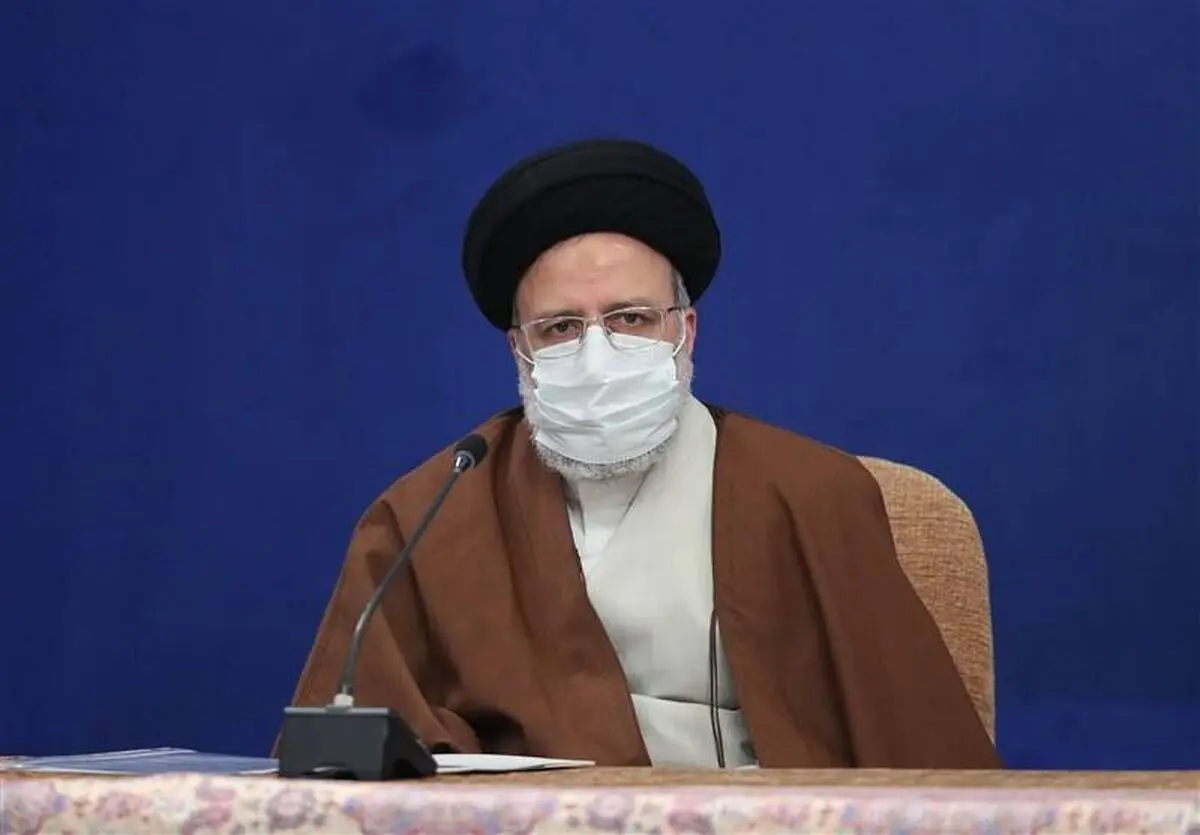 انجام تست کرونا از همه کسانی که به کشور وارد می‌شوند، ضروری است