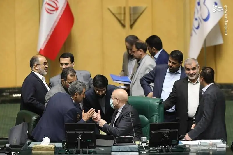 جلسه علنی مجلس در یکشنبه ۲۰ فروردین۱۴۰۲/گزارش تصویری