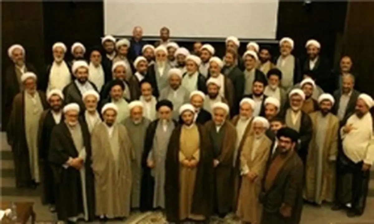 بهره برداری تبلیغاتی دولت از روحانیون