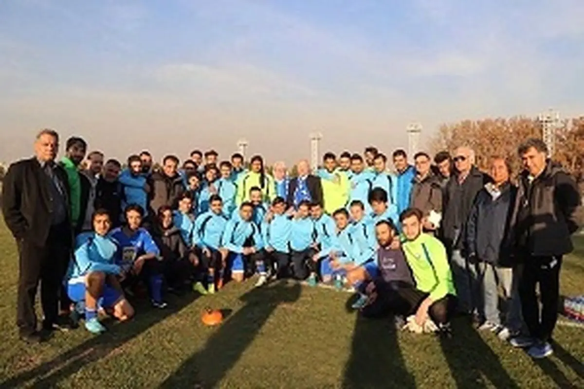 حرکت عجیب یک هوادار استقلالی با شاگردان شفر!