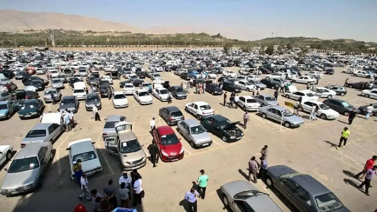 قیمت خودرو در بازار آزاد در ۳۰ فروردین ۱۴۰۱+ جدول
