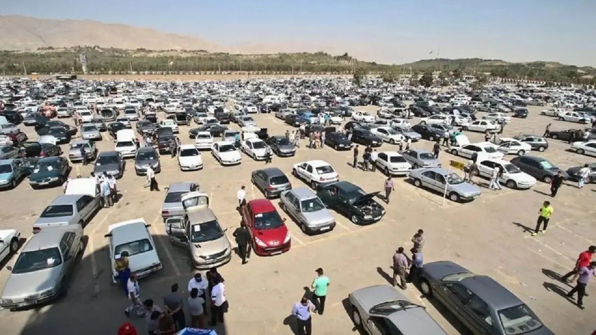 قیمت خودرو در بازار آزاد در ۳۰ فروردین ۱۴۰۱+ جدول
