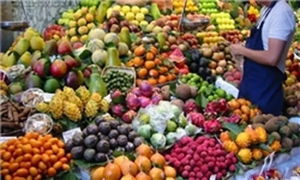 همه میوه‌های لوکس در بازار قاچاق است