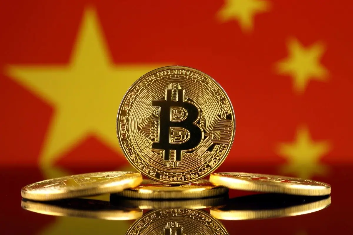 قیمت بیت‌کوین و ارز‌های دیجیتال امروز پنجشنبه ۶ اردیبهشت ۱۴۰۳ + جدول
