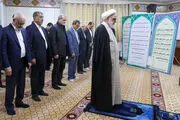 نماز جماعت رئیس جمهوربه امامت رئیس قوه قضائیه +تصاویر
