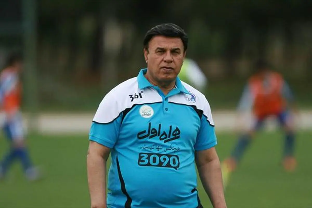 پرویز مظلومی: ۴ برای استقلال است نه فرهاد مجیدی