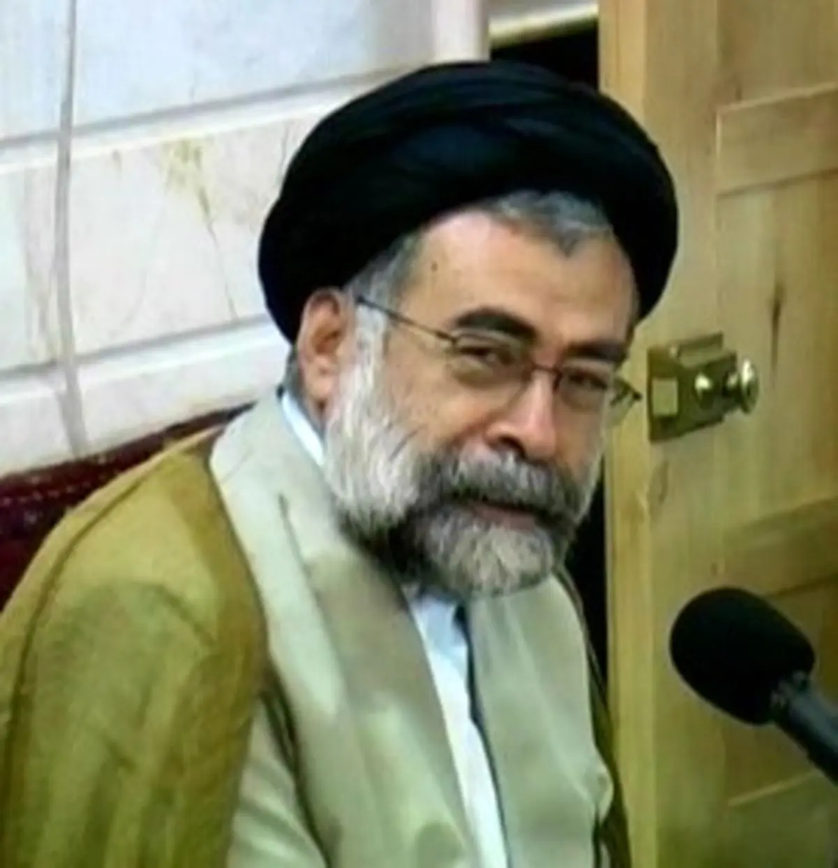 مکتب امام حسین علیه السّلام مکتب تعقّل و آزادى و انتخاب است