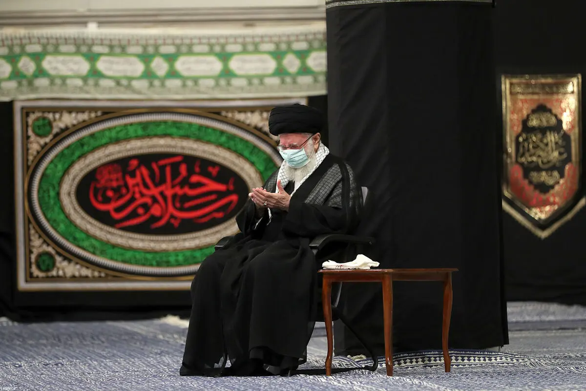  برگزاری مراسم عزاداری حضرت اباعبدالله الحسین(ع) با حضور رهبر انقلاب 