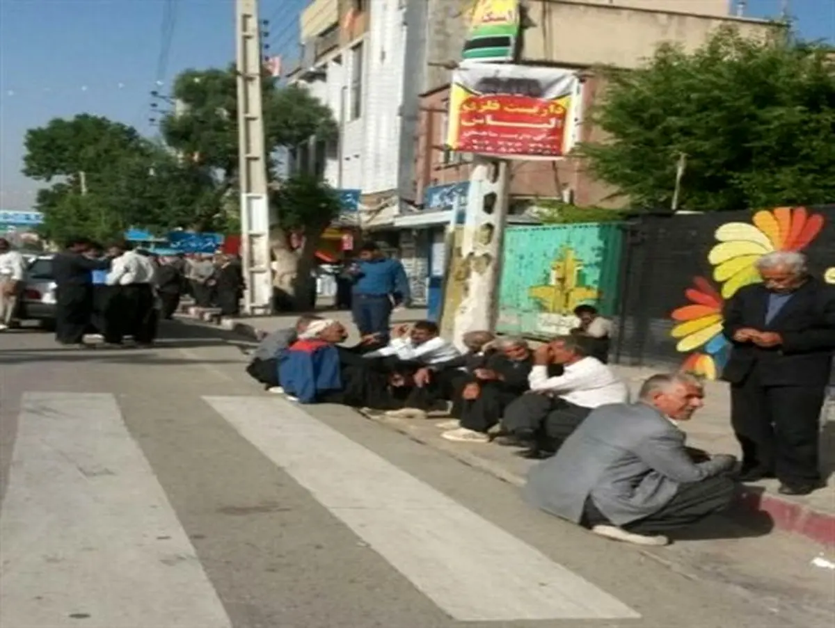 قد خمیده کارگران اسلام آبادی زیر فشار بیکاری
