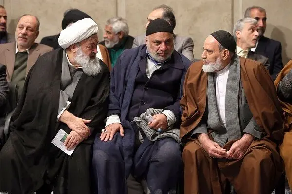 دیدار مداحان و شاعران اهل بیت‌(ع) با مقام معظم رهبری/گزارش تصویری