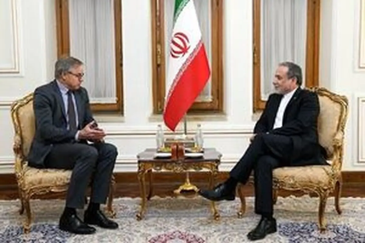 
دیدار سفیر جدید آلمان با عراقچی
