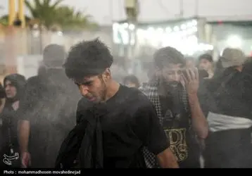 زائران اربعین حسینی در گرمای ۴۷ درجه