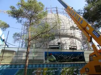جداسازی و پیاده‌سازی قطعات گنبد جدید حرم امام حسین (ع) برای انتقال به کربلا
