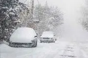 فیلم/ مفقود شدن خودروها زیر برف در شهرک ولیعصر ارومیه