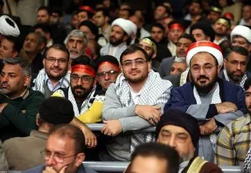 دیدار هزاران نفر از مردم خوزستان و کرمان با رهبر انقلاب اسلامی/ گزارش تصویری