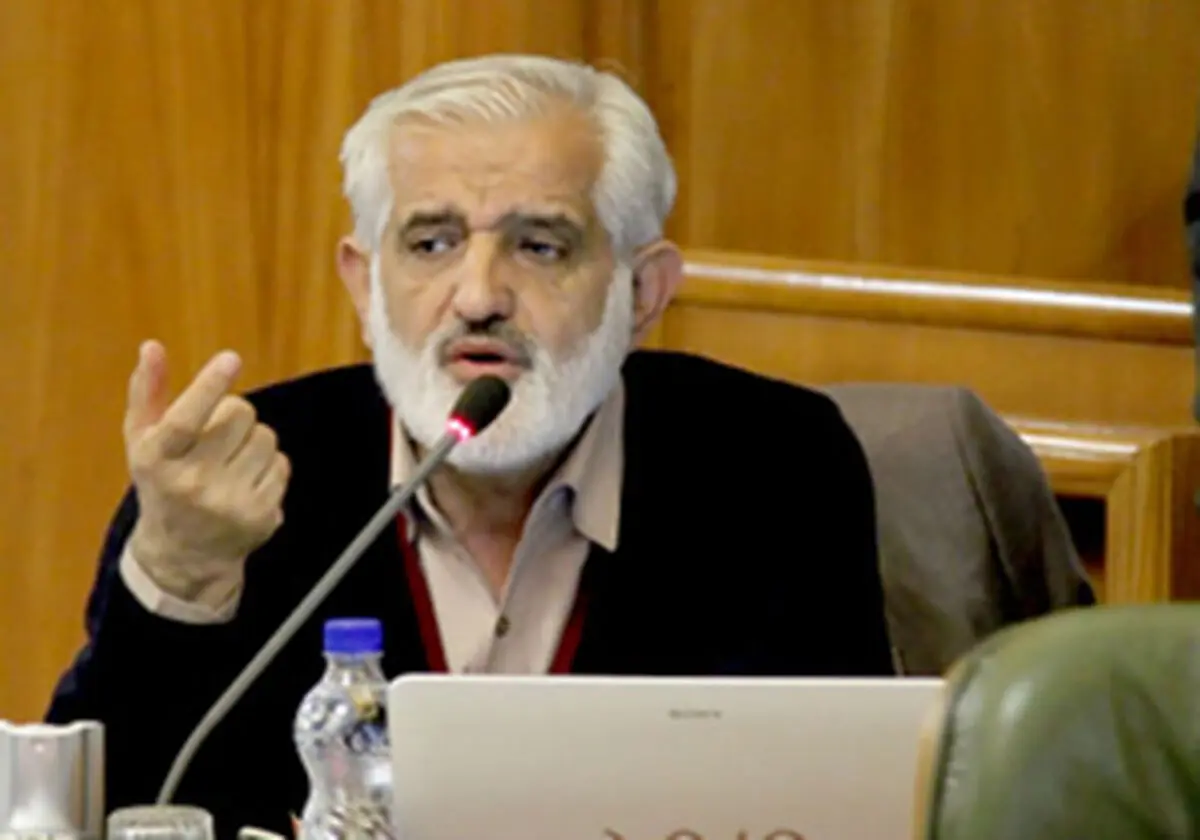 دولت در زمینه حمل و نقل  عمومی به شهرداری تهران کمک کند