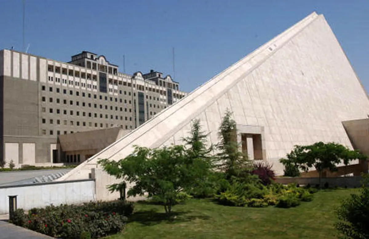 تعیین تکلیف سه استیضاح در کمیسیون های تخصصی مجلس