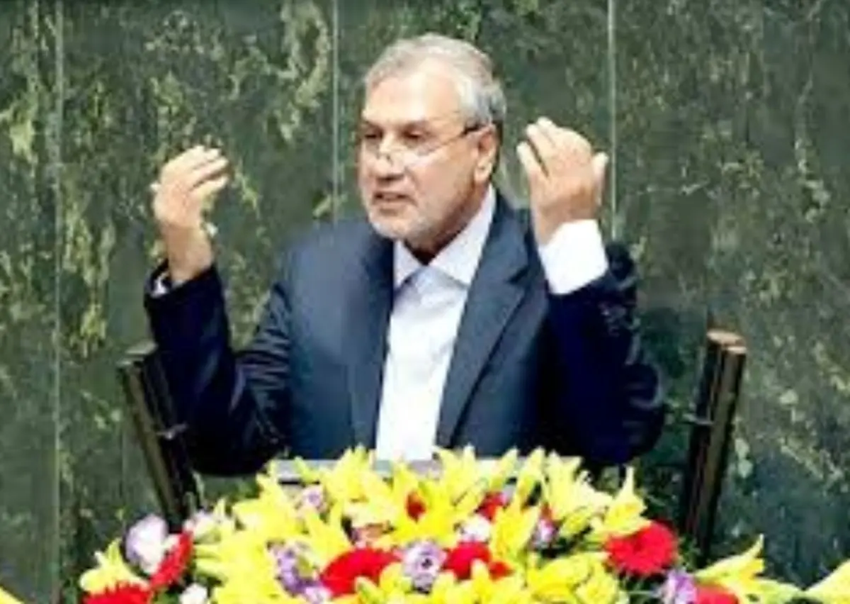 ربیعی در صحن مجلس و پاسخگویی به سوال نماینده ارومیه