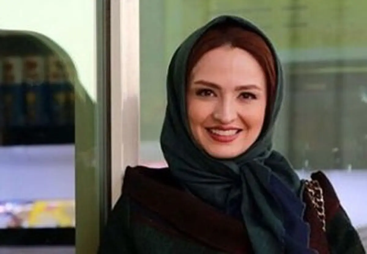 پوشش بازیگر زن مشهور در حال کوهنوردی/عکس