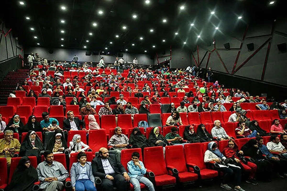 اجرای نمایشها ۲ روز تعطیل شد