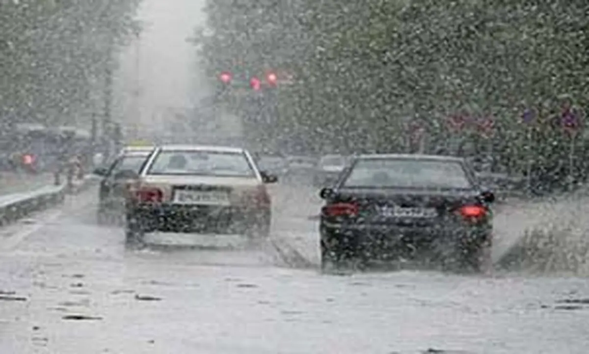 بارش برف و باران در جاده‌های سه استان کشور