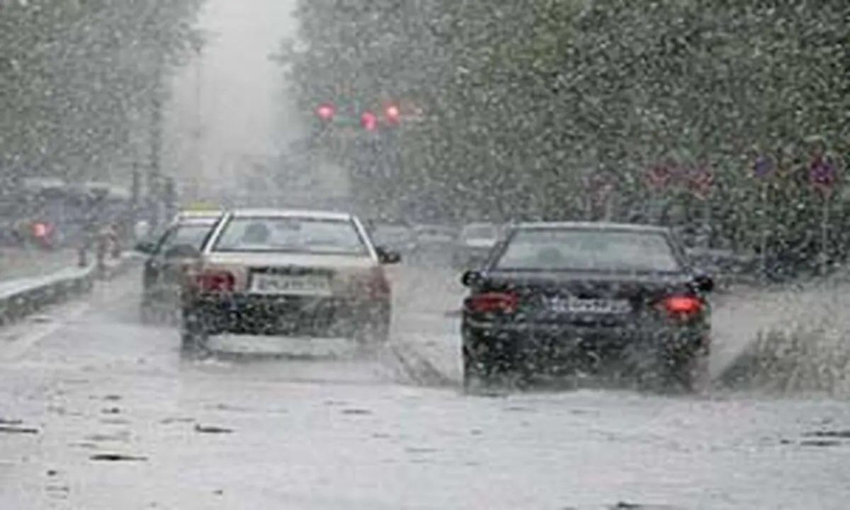بارش برف و باران در جاده‌های سه استان کشور