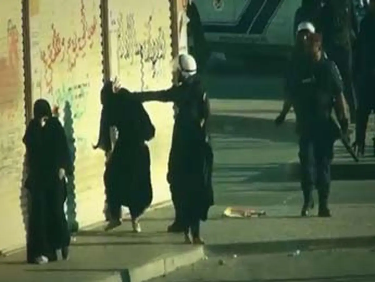 حمله به زنان بحرینی در سالروز انقلاب بحرین