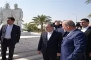 ادای احترام عراقچی به فرماندهان شهید مقاومت