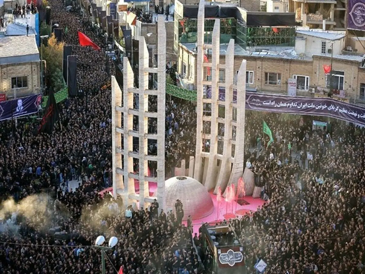 حسینیه اعظم زنجان بزرگترین دسته عزاداری ایران + تصاویر