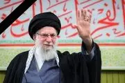 مصلای تهران در اولین شب وداع با رهبر شهید انقلاب