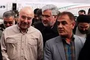 سفر قالیباف به خوی به خلبانی خودش/ گزارش تصویری