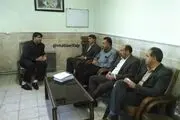 معلم فداکار گیلانغربی دیه فرزندش را وقف مدرسه سازی کرد