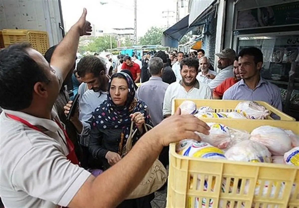 گرانی پیاز و مرغ نشان دهنده بی تدبیری تیم اقتصادی دولت است