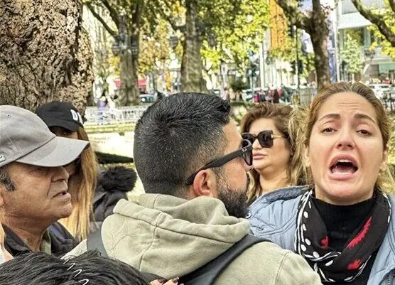 وقتی حامیان براندازی به جان هم افتادند/ کتک خوردن مهناز افشار در یک تجمع ضدایرانی در آلمان
