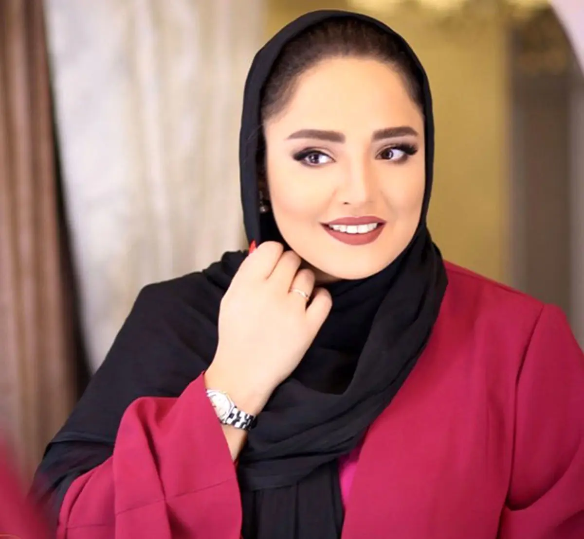 خارج گردی های بازیگر «ستایش» به همراه سمیرا حسن پور/ عکس