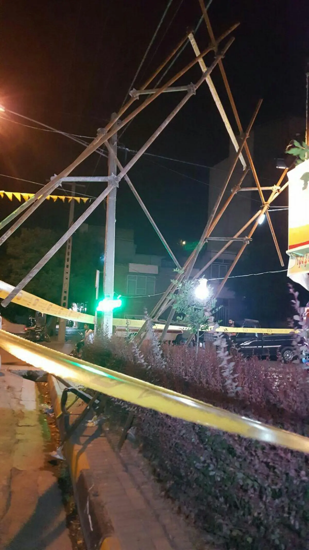 
وقوع 4 حادثه بر اثر وزش شدید باد در مشهد
